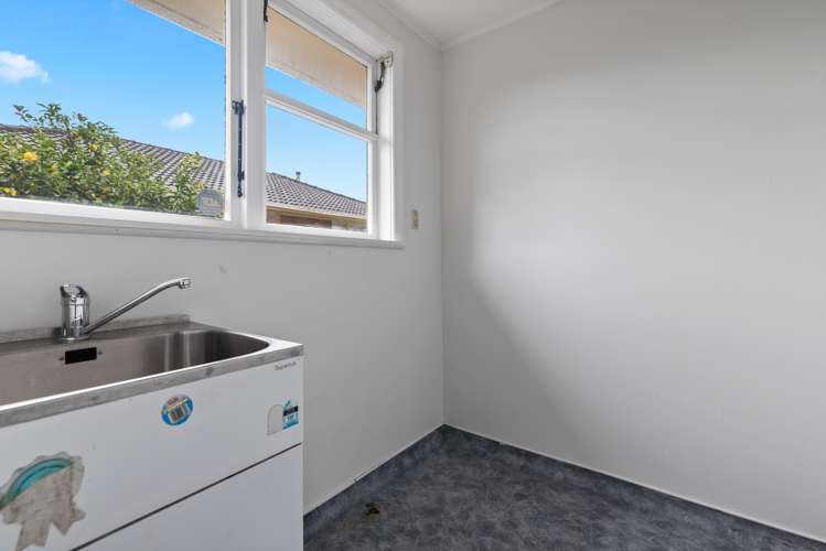 75 Snell Drive Chartwell_10