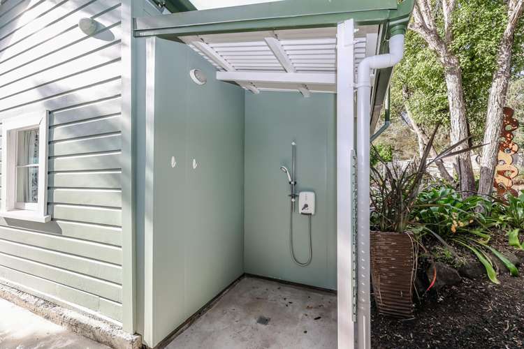 8 Short Street Waitati_25