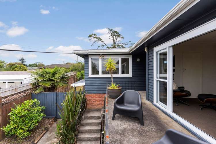 12 Taipari Road Te Atatu Peninsula_7