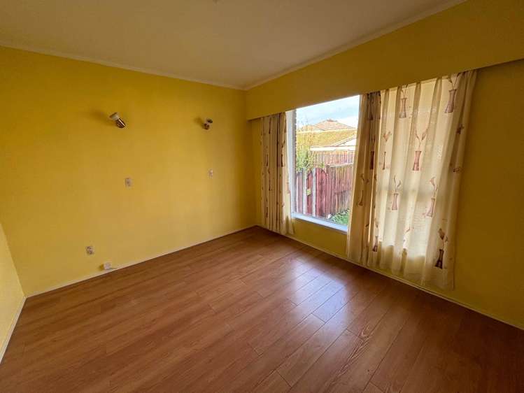 1/6 Hedge Row Sunnyhills_6