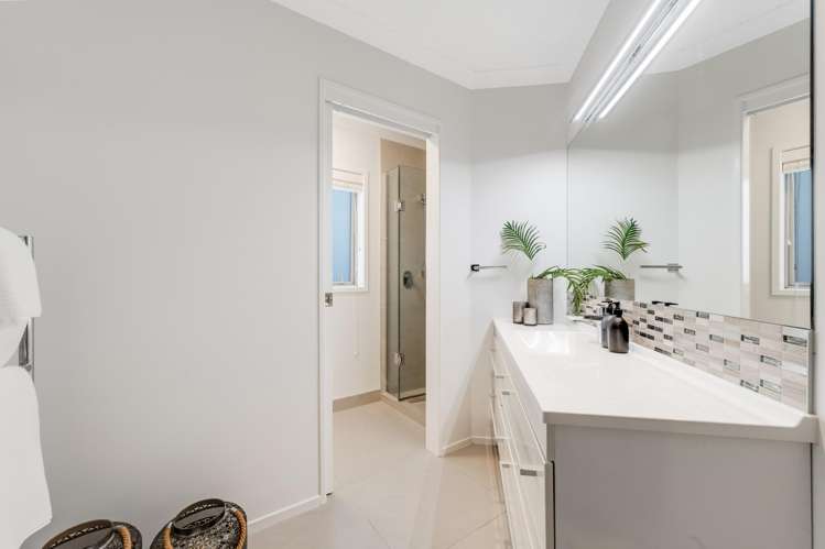 53 Manor Park Sunnyhills_28