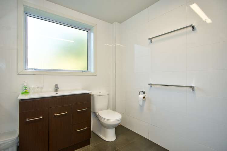 8a Moss Lane Fernhill/Sunshine Bay_13