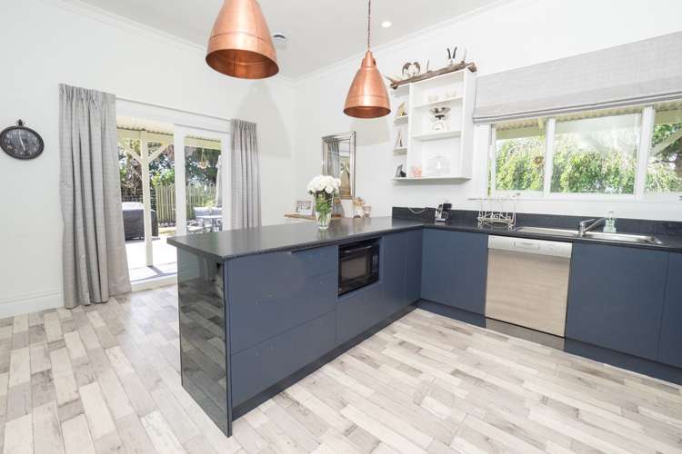 627 Boundary Road Willowby_3