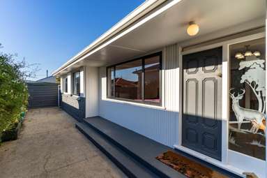 137 Surrey Street_1