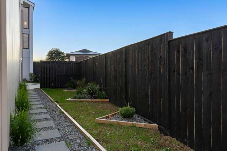 10-12 White Heron Drive Massey_63