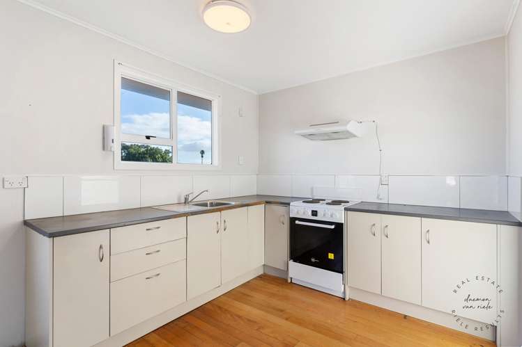 80 Fisher Crescent_1