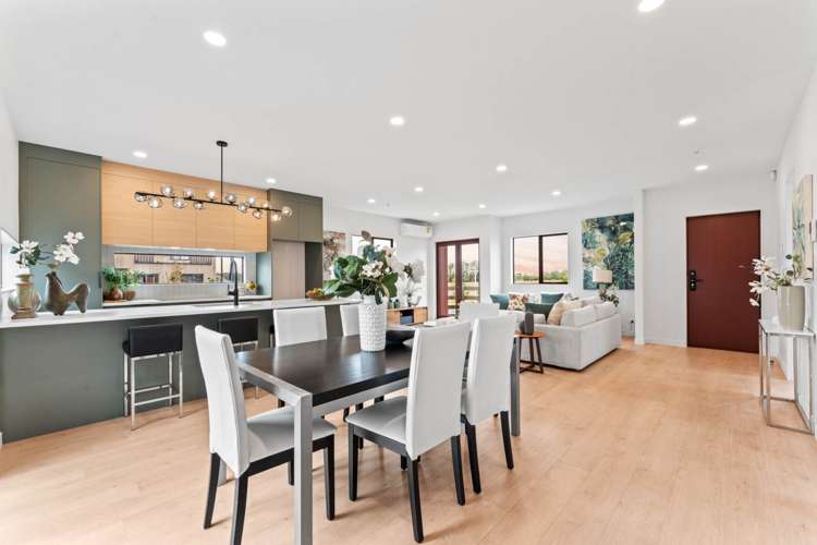 55 Karaka Village Parade Karaka_10