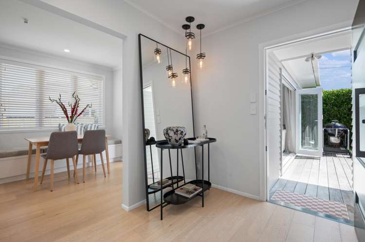 5 Wallace Road Mangere Bridge_2