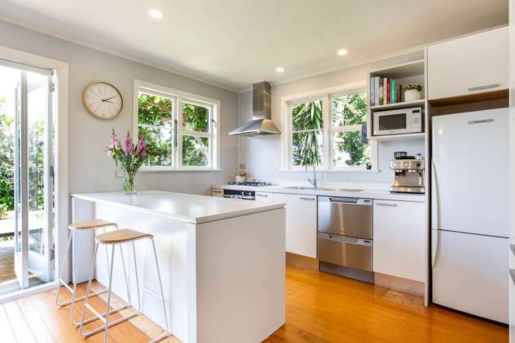 21 Wairau Avenue Avondale_5