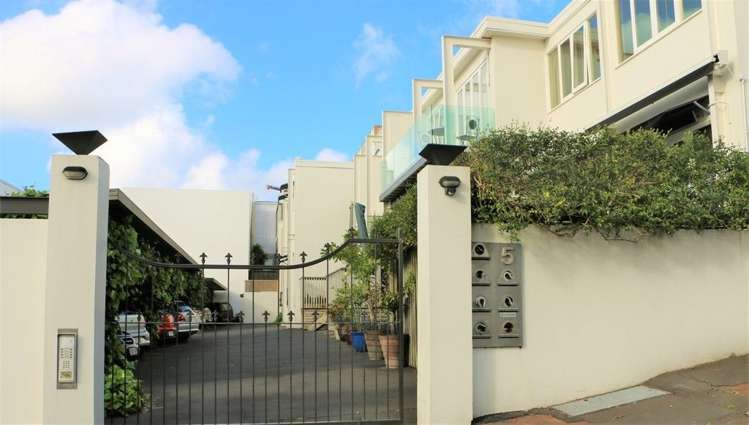 3/5 Pollen Street Grey Lynn_18