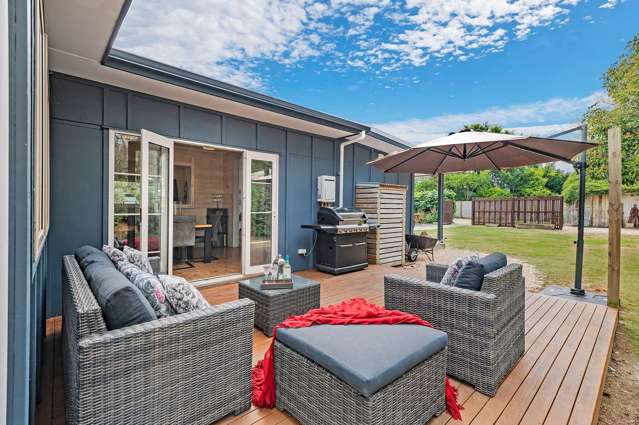 Lauriston Country Living!