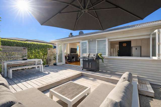 Bungalow Charm. City Convenience.