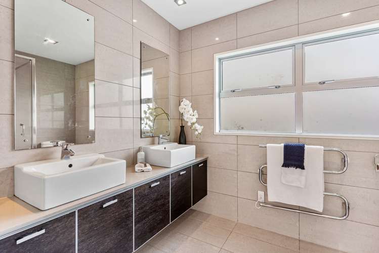 22 Stranraer Crescent Wattle Downs_12