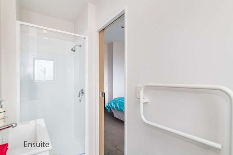 8/220 Thorndon Quay Pipitea_5