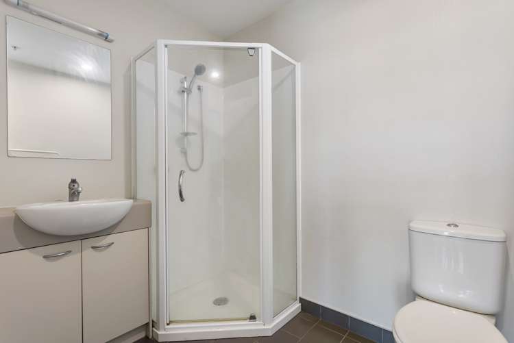 1007/17 Amersham Way Manukau_3