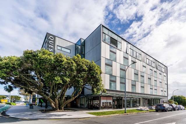 2/215 Shakespeare Road Milford_1