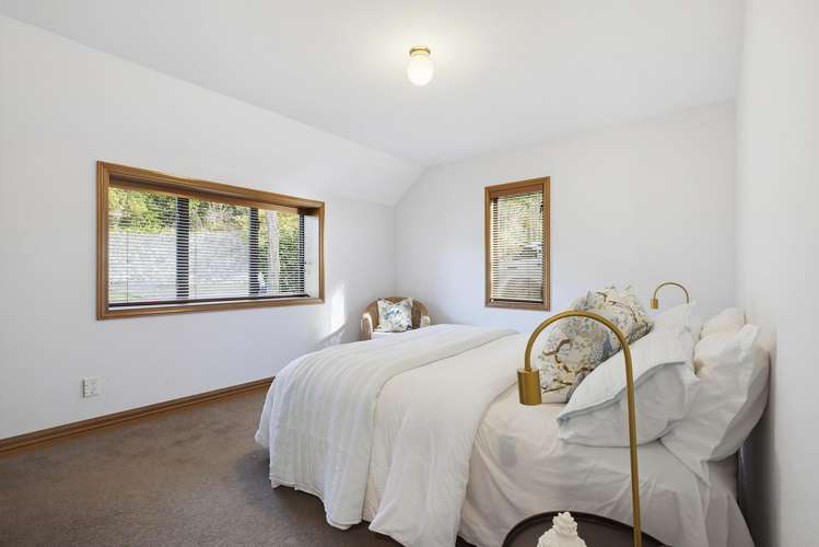 8 Furneaux Grove Whitby_21