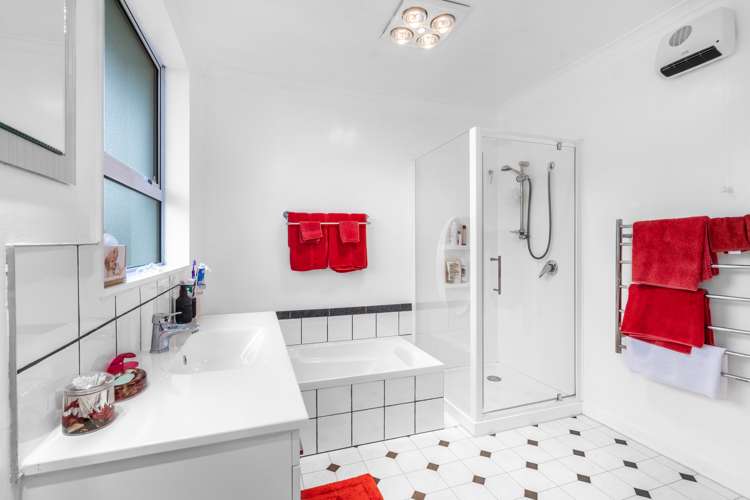 50 Myross Road Myross Bush_11