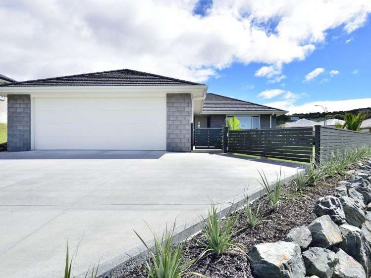 1 Hapuka Close Snells Beach_0
