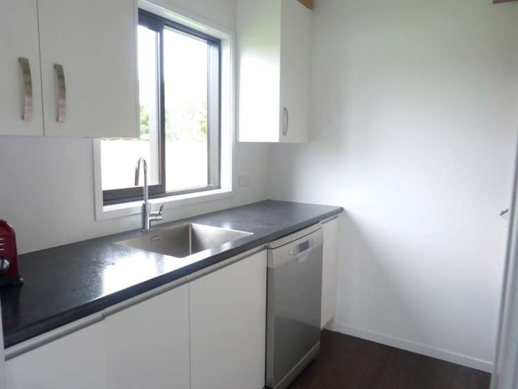 71 Mcelwee Street Jervoistown_16