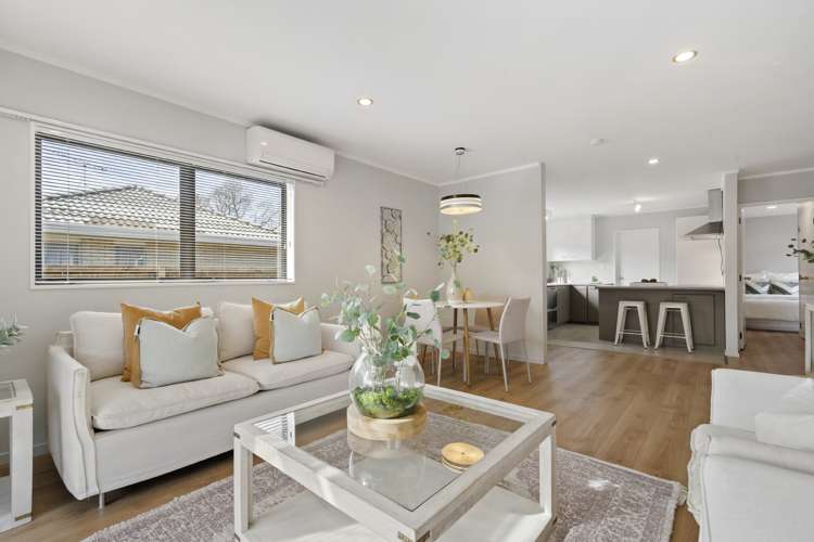 2/133 Pah Road Royal Oak_4