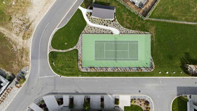 8 Le Mans Grove Cromwell_17