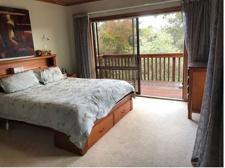 1143 Whangaparaoa Road Tindalls Beach_19