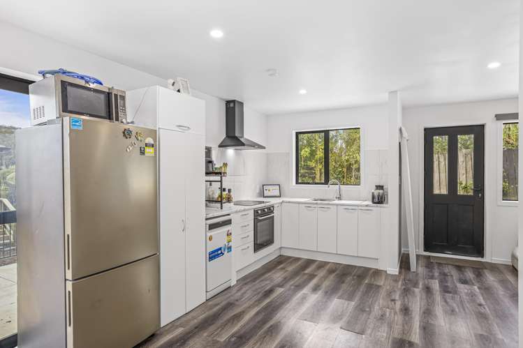 61A Gledstane Road Stanmore Bay_5