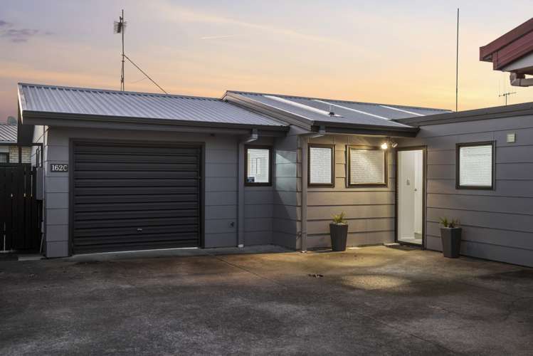 162c Windsor Road Bellevue_14