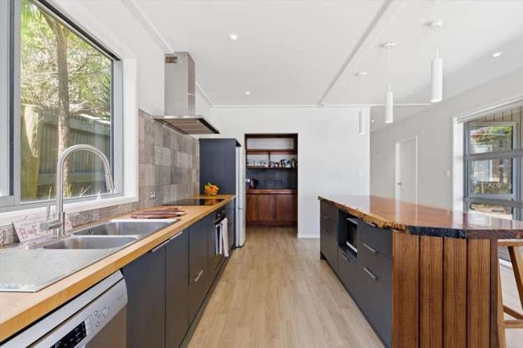 211 Pukehina Parade Pukehina Beach_22