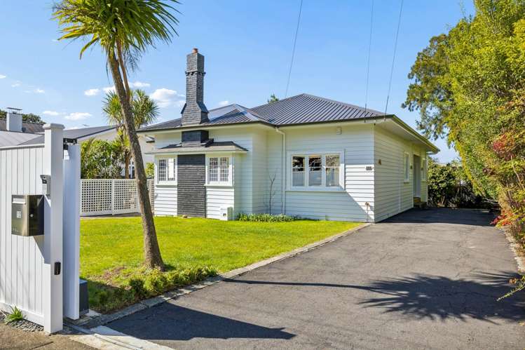 12 Shipherds Avenue_0
