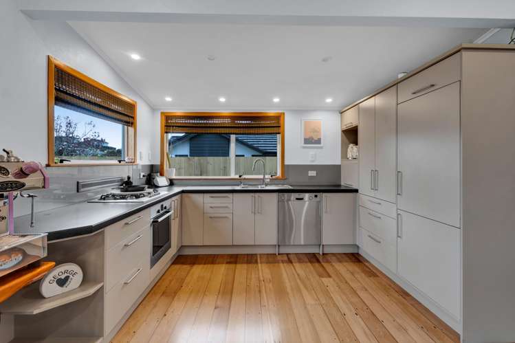 44 Dorset Avenue Westown_8