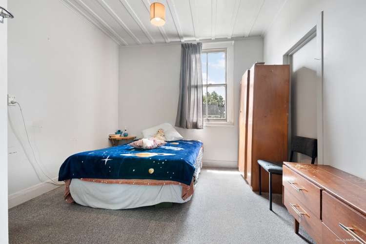 8 Hemi Street Narrow Neck_7