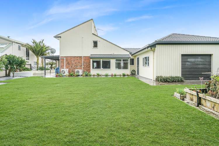 22 Chedworth Avenue Chedworth_19