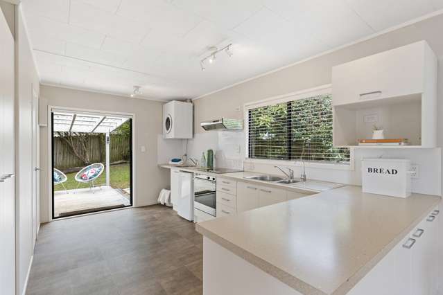 9 Kupari Place Totara Vale_4