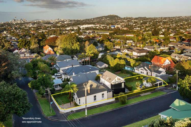 8 Summit Drive Mount Albert_45