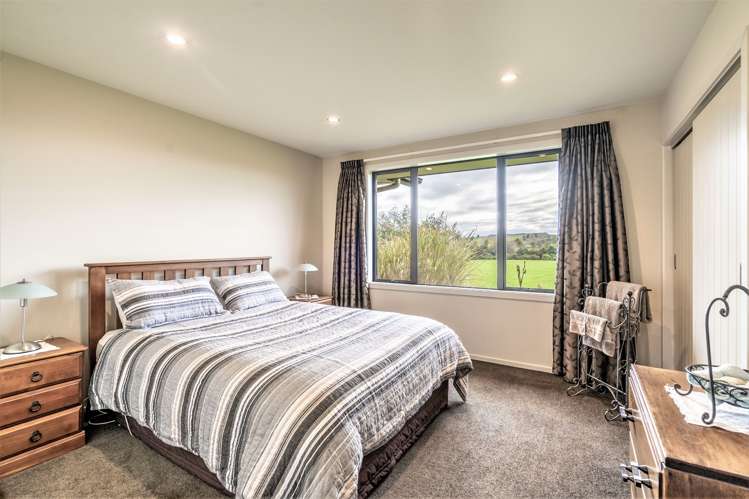 130 Ivy Lane Winton Surrounds_13