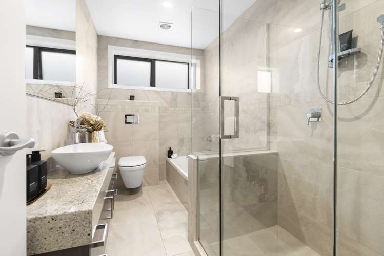 151a Paritai Drive Orakei_16