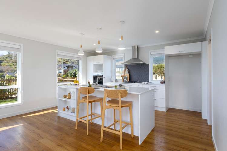 2 Wrights Place Stoke_6