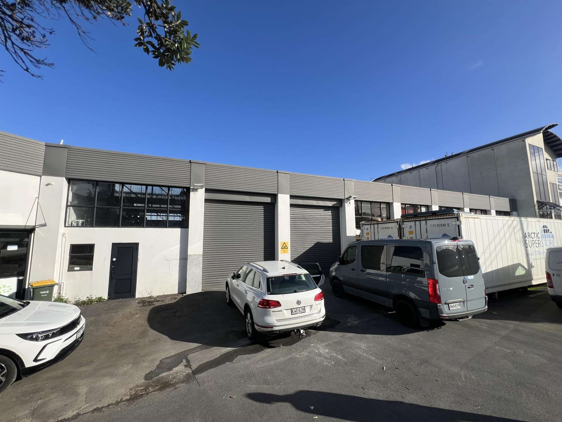 3 and 4/30 Greenpark Road Penrose_0