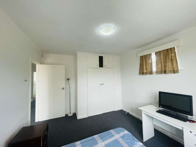 39 Archibald Road Kelston_12