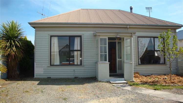 53 Raymond Street West End_14