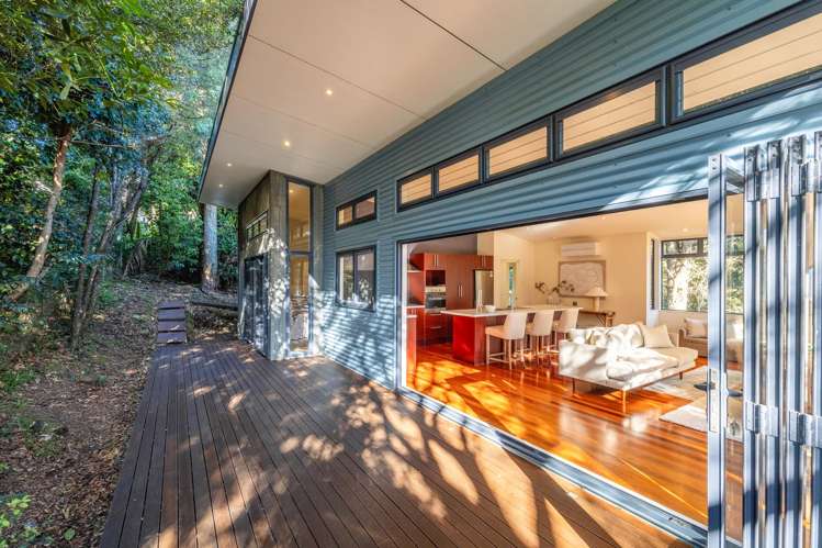 33 Crescent Road East_2