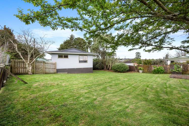 42 Forest Hill Road Henderson_4