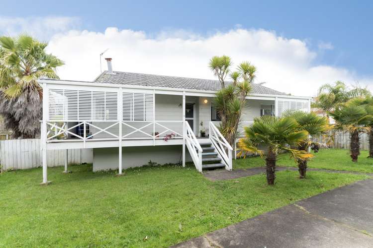 19 Meadowvale Rise Titirangi_13