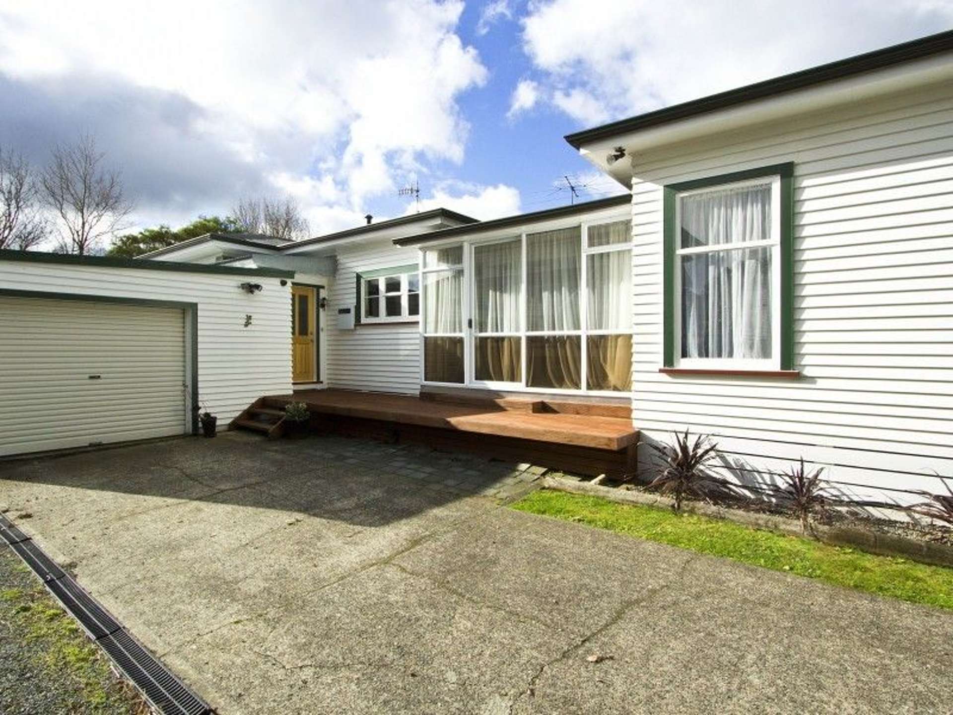 13 Hine Road Wainuiomata_0