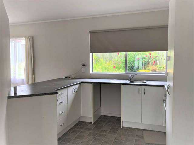 48A Kelwyn Road Kelston_1