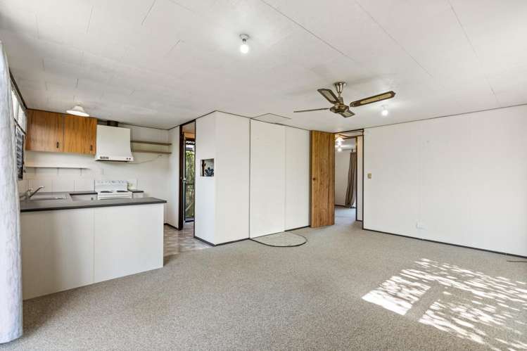 2/48 Queen Mary Avenue New Lynn_7