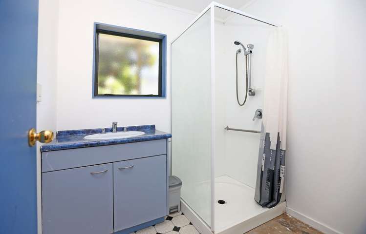 31 Bowes Crescent Strathmore Park_10