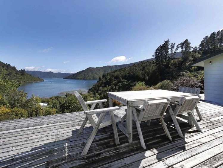 609 Port Underwood Road Whatamango Bay_11